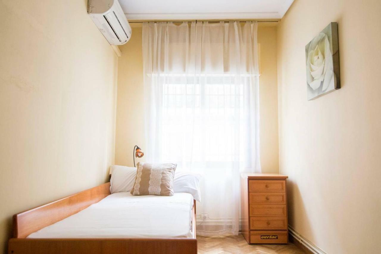 Home & Private Terrace Wifi + Aircon Мадрид Екстер'єр фото